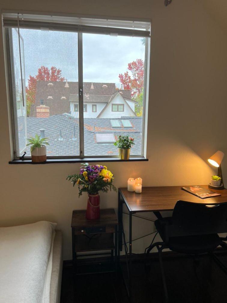Palo Alto "Startup House" Leilighet Eksteriør bilde